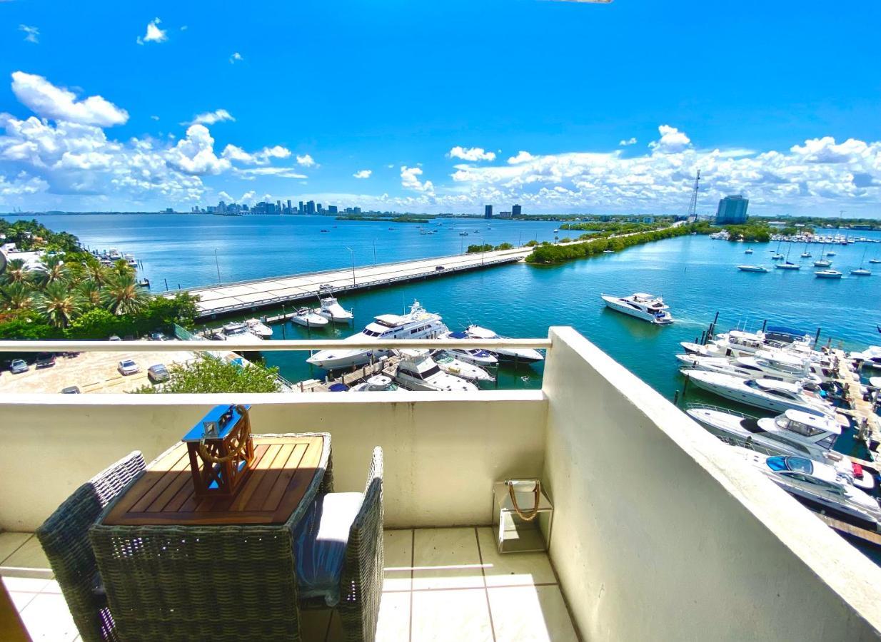 Premium Modern Waterfront Apartment With Miami Skyline View On The Bay 5 Mins Drive To Miami Beach With Free Parking Екстер'єр фото