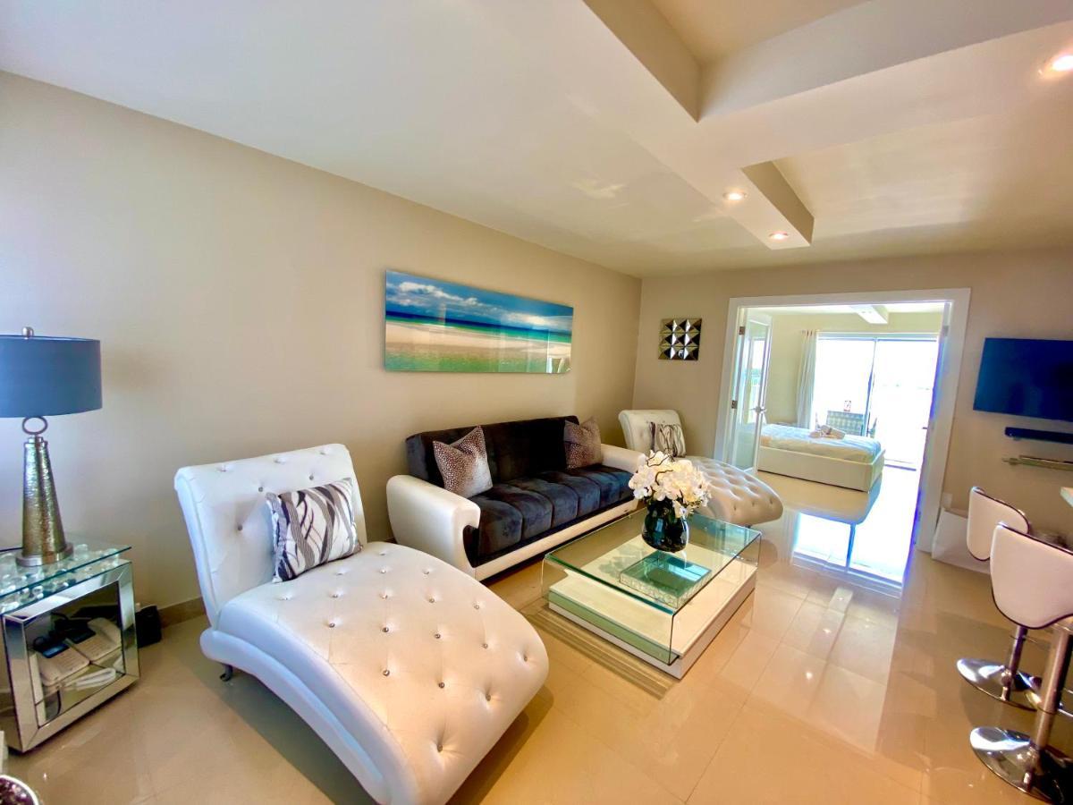 Premium Modern Waterfront Apartment With Miami Skyline View On The Bay 5 Mins Drive To Miami Beach With Free Parking Екстер'єр фото
